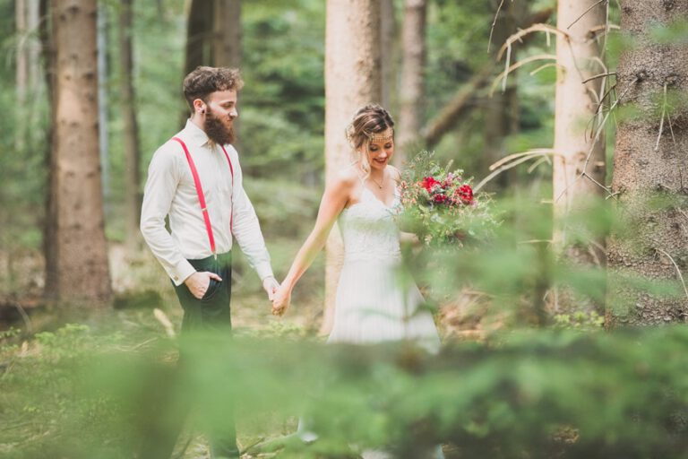 Waldhochzeit – so geht heiraten im Wald