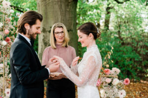 Textbeispiele freie Trauung | Traufragen Anja von Goldröschen