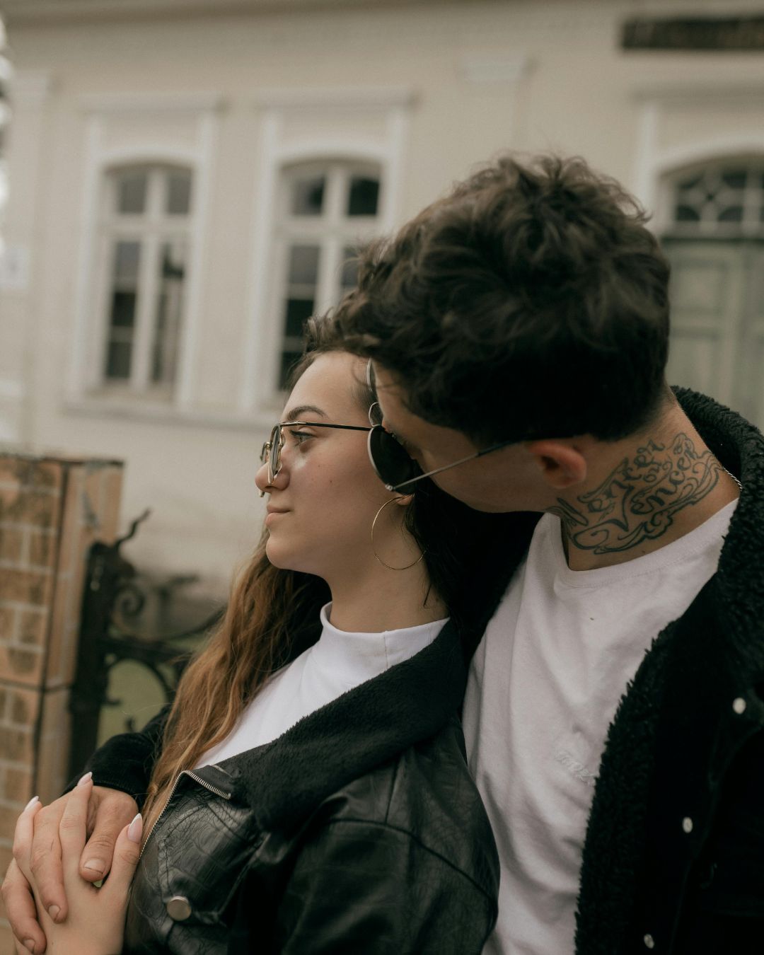 Beispiel für eine ruhige Begrüßung in der freien Trauung am Beispiel von Lea und Simon