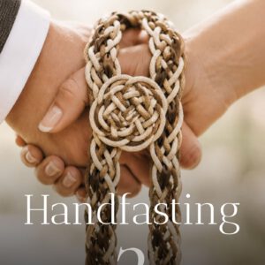 Editorial Cover des Handfasting Praxisbuchs mit geflochtenen Ritualbändern und Infinity Knoten